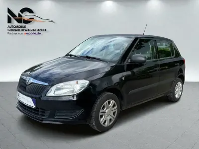 Gebraucht Skoda Fabia Cool Edition 60 PS (44 kW) 2013 Schwarz Limousine