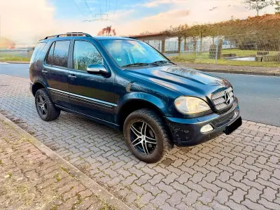 Gebraucht Mercedes ML270 Edition 163 PS (119 kW) 2004 Schwarz SUV