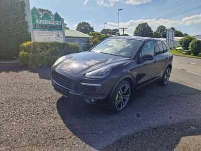 Porsche Cayenne S E-Hybrid