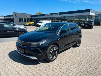 Second-hand Opel Grandland X Business Elegance 131 CP (96 kW) 2022 Negru SUV
