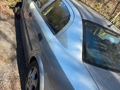 Usata Opel Astra 125 CV (91 kW) 2000 Argento Utilitaria