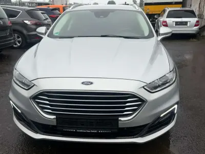 Używany Ford Mondeo Business Edition 150 KM (110 kW) 2019 Srebrny Kombi