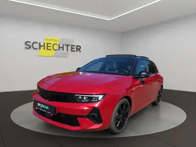 Gebraucht Opel Astra Ultimate 131 PS (96 kW) 2023 Kardio rot metallic Kleinwagen