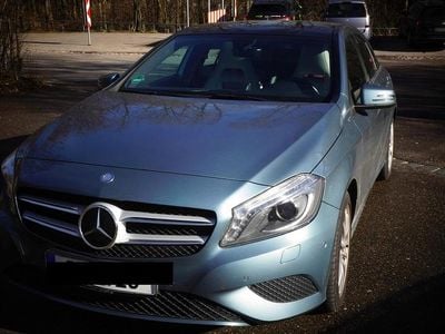 Usata Mercedes A250 211 CV (155 kW) 2013 Blu Berlina