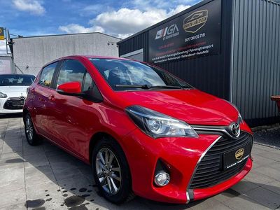 Gebraucht Toyota Yaris Comfort 69 PS (50 kW) 2014 Rot Kleinwagen