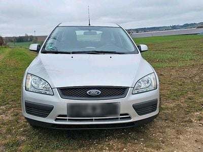Gebraucht Ford Focus Fun X 101 PS (74 kW) 2007 Silber Kombi