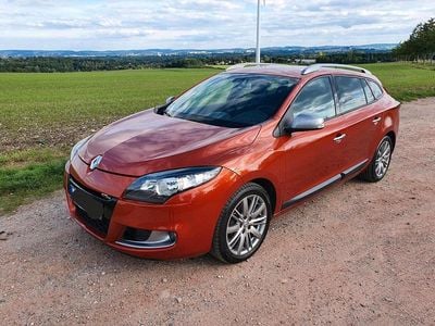 Gebraucht Renault Mégane GrandTour 110 PS (80 kW) 2011 Orange Kombi