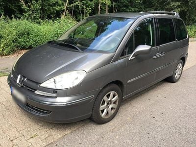 Peugeot 807