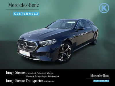 Gebraucht Mercedes E300 Avantgarde 313 PS (230 kW) 2025 Nautikblau Kombi