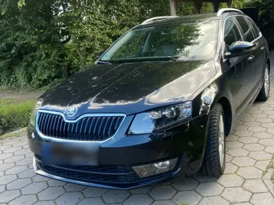 Gebraucht Skoda Octavia Elegance 105 PS (77 kW) 2014 Schwarz Kombi