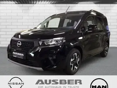 Käytetty Nissan Townstar Tekna 131 HP (96 kW) 2025 Musta Farmari