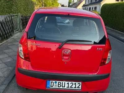 Second-hand Hyundai i10 Classic 67 CP (49 kW) 2009 Roșu Hatchback