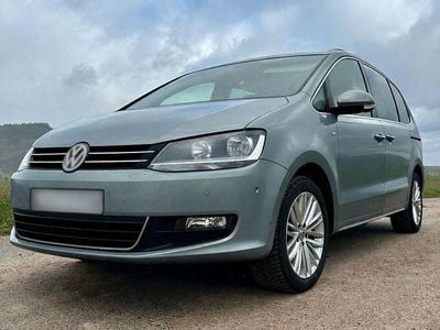 Second-hand VW Sharan Cup 140 CP (102 kW) 2014 Gri Monovolum