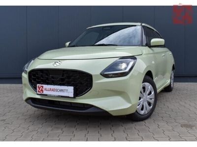 Neu Suzuki Swift Club 83 PS (61 kW) 2025 Yellow metallic Kleinwagen