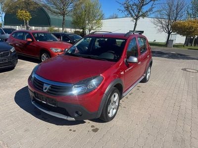 Second-hand Dacia Sandero Stepway 84 CP (61 kW) 2011 Berlinǎ