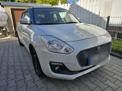 Usata Suzuki Swift 90 CV (66 kW) 2018 Bianco Utilitaria