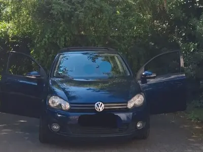Gebraucht VW Golf VI Highline 122 PS (89 kW) 2009 Blau Limousine