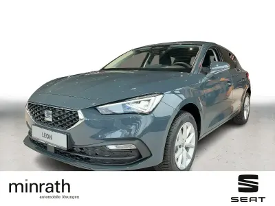 Neu Seat Leon 116 PS (85 kW) 2025 Blau Limousine