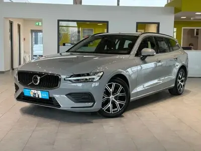Begagnad Volvo V60 197 HK (144 kW) 2024 Grå Kombi
