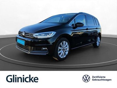 Gebraucht VW Touran Highline 150 PS (110 kW) 2024 Deep black perleffekt Van / Kleinbus