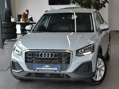 Gebraucht Audi Q2 Comfort 116 PS (85 kW) 2023 Grau SUV