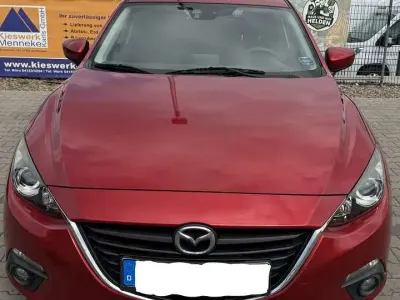 Gebraucht Mazda 3 Center-Line 120 PS (88 kW) 2015 Rot Kleinwagen