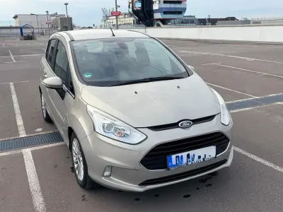Gebraucht Ford B-MAX 89 PS (65 kW) 2012 Braun Van / Kleinbus