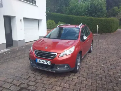 Gebraucht Peugeot 2008 Allure 120 PS (88 kW) 2015 Rot SUV