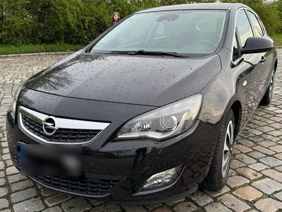 gebraucht Opel Astra Bj. 2010/Automatik/Xenon/Kurvenlicht/Navi/Einparkhilfe