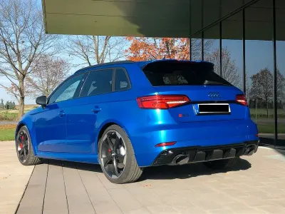 Gebraucht Audi RS3 Sport 400 PS (294 kW) 2019 Blau Limousine