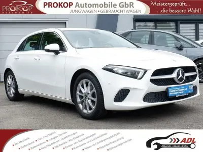 Gebraucht Mercedes A180 Progressive 136 PS (100 kW) 2020 Weiß Kleinwagen