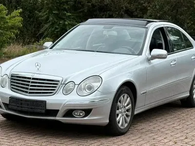 Gebraucht Mercedes E280 Avantgarde 190 PS (139 kW) 2006 Silber Limousine