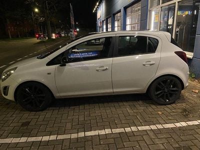 Gebraucht Opel Corsa Active 87 PS (63 kW) 2012 Weiß Kleinwagen