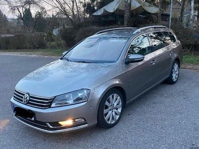 Gebraucht VW Passat 140 PS (102 kW) 2013 Braun Kombi