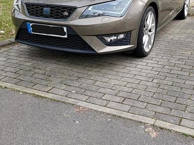 Gebraucht Seat Leon FR 180 PS (132 kW) 2015 Braun Kombi