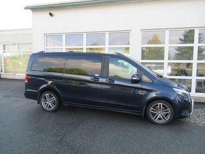 Mercedes V220
