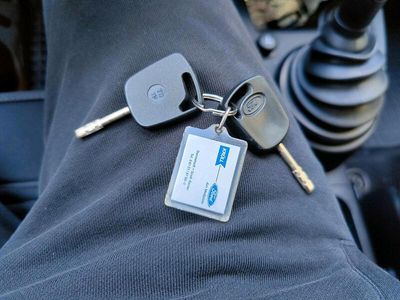 Gebraucht Ford Fiesta 69 PS (50 kW) 2006 Kleinwagen