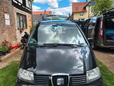 Używany Seat Alhambra 115 KM (84 kW) 2001 Czarny Minivan
