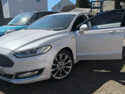 Używany Ford Mondeo Vignale 211 KM (155 kW) 2016 Biały Sedan/Limuzyna