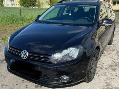 Gebraucht VW Golf VI 105 PS (77 kW) 2011 Schwarz Kleinwagen
