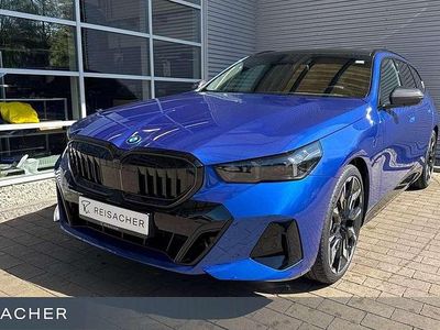 Nouă BMW 550e Comfort Edition 489 CP (359 kW) 2026 Sonderlackierung Break