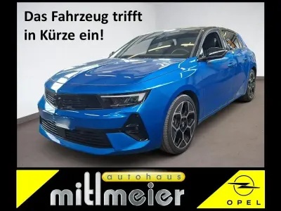 Gebraucht Opel Astra 181 PS (133 kW) 2023 Kobalt blau met. Kleinwagen