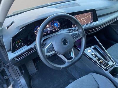 Gebraucht VW Golf VIII Style 150 PS (110 kW) 2022 Uranograu Kombi