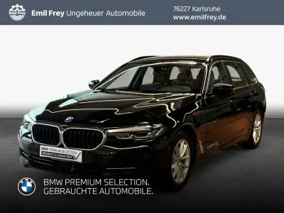 Gebraucht BMW 520 Sport Line 190 PS (139 kW) 2023 Schwarz Kombi