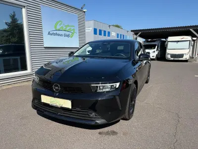 Gebraucht Opel Astra 131 PS (96 kW) 2023 Schwarz Kleinwagen