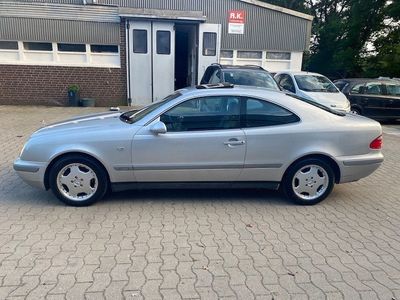 Mercedes CLK320