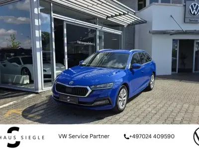 Gebraucht Skoda Octavia First Edition 2021 Blau Kombi