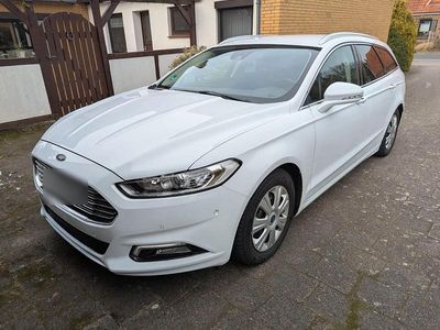 Weiß Gebraucht 2018 Ford Mondeo Titanium Kombi | 11.500 € (Guter Preis)