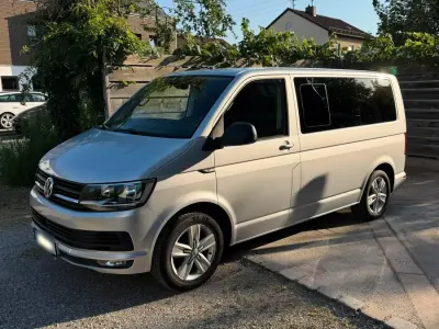 Gebraucht VW Multivan 150 PS (110 kW) 2018 Silber Van / Kleinbus