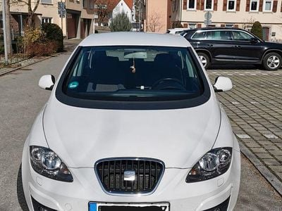 Gebraucht Seat Altea Style 105 PS (77 kW) 2010 Weiß Van / Kleinbus